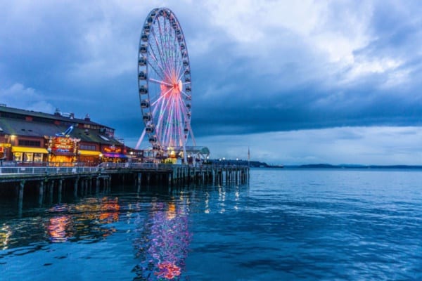 Seattle Ferris Wheel on the Water