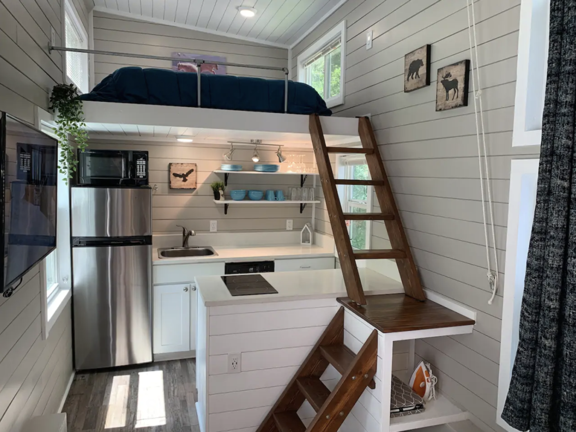 Glenwood Springs Tiny Home: Staying in a Tiny Getaway